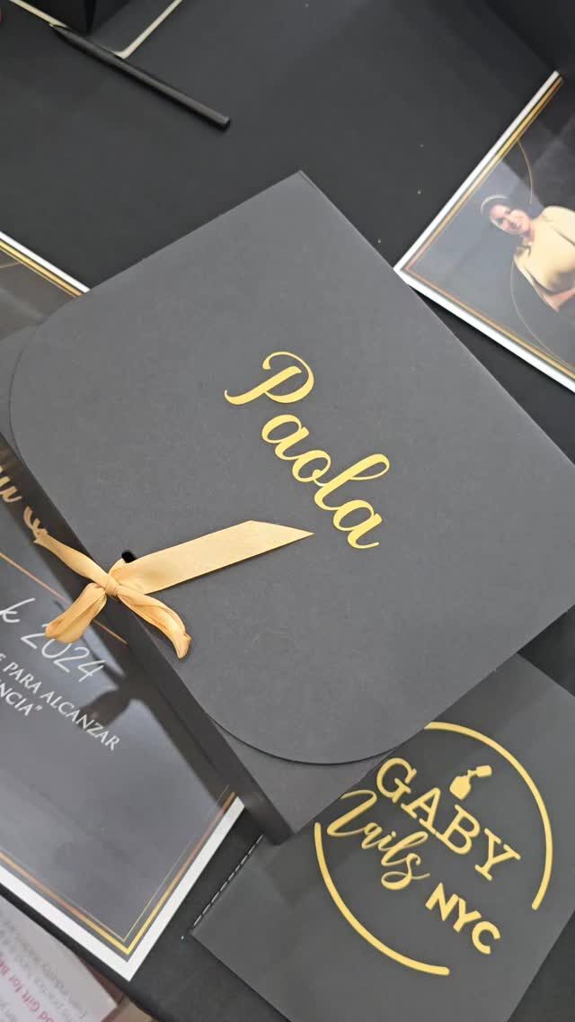 Instagram post from beautybreezenails. This post is in position 5.